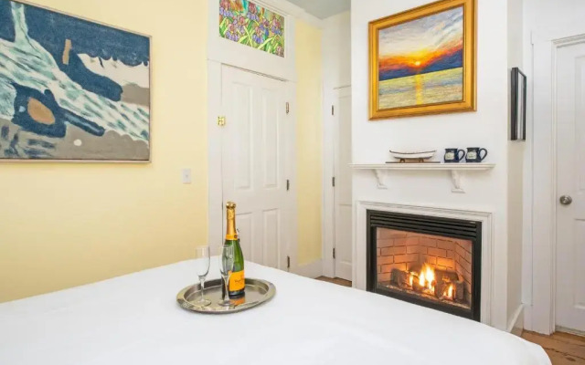 Admirals Landing - Adults Only