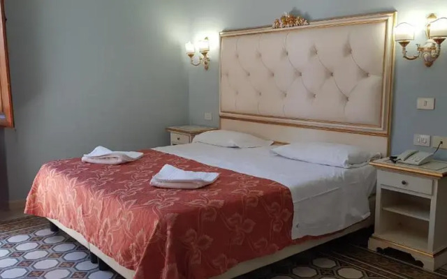 Hotel Desiree