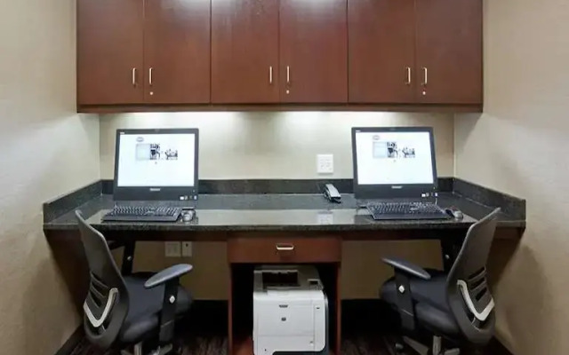 Hampton Inn & Suites Minneapolis West/ Minnetonka