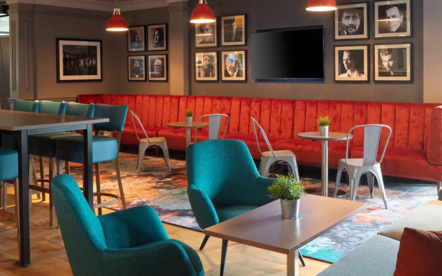 Doubletree By Hilton Edinburgh Airport