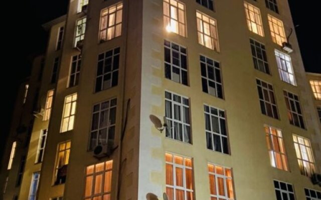 S Massazhnoy Krovatyu I Vidom Na More Apartments