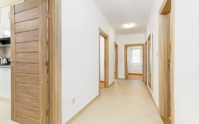 Apart Hotel MS Katunjanin