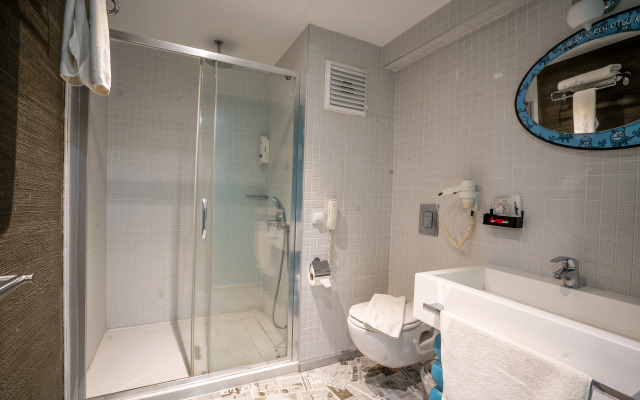 Leman Hotel - Boutique Class