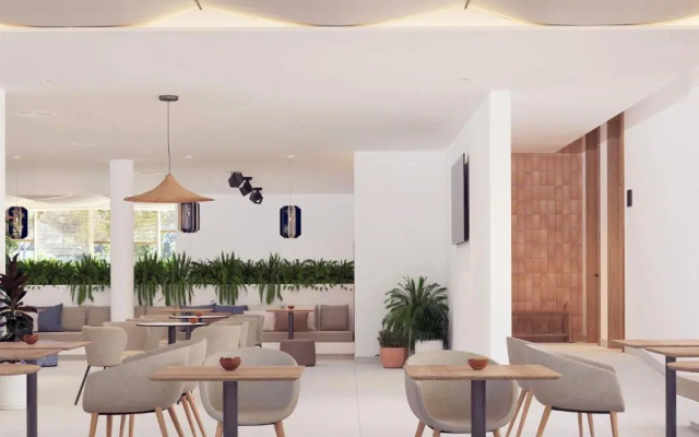 Отель HSM Atlantic Park Hotel