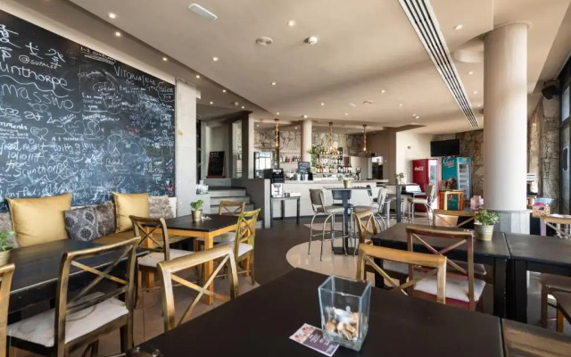 Holiday Club Jardin Amadores Hotel