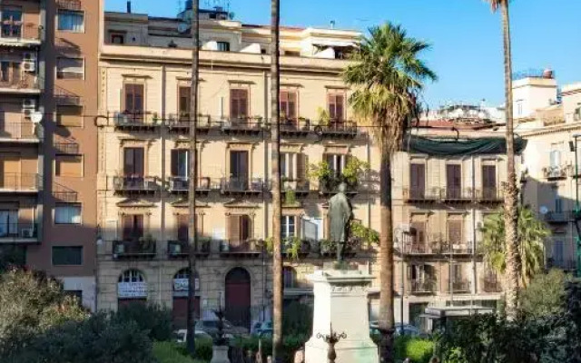 Hotel Joli