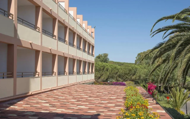 Hotel Oasis