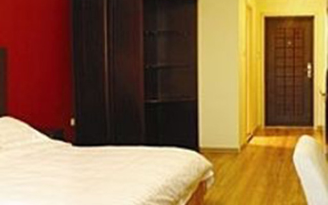 HanTing Hotel (Baotou Minzu East Road)