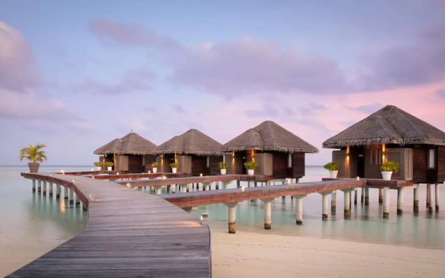 Lux South Ari Atoll Resort