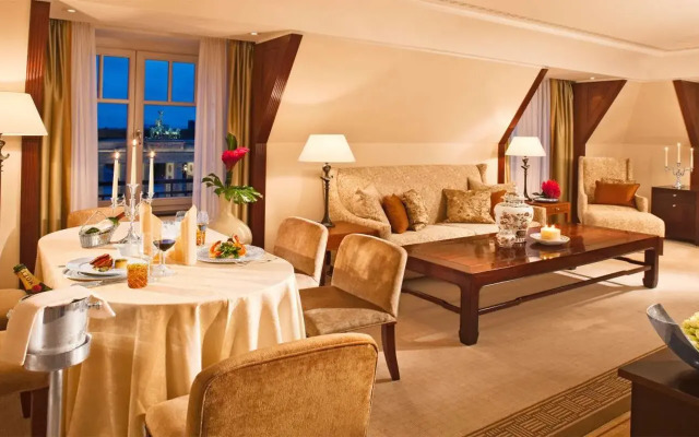 The Richman Hotel
