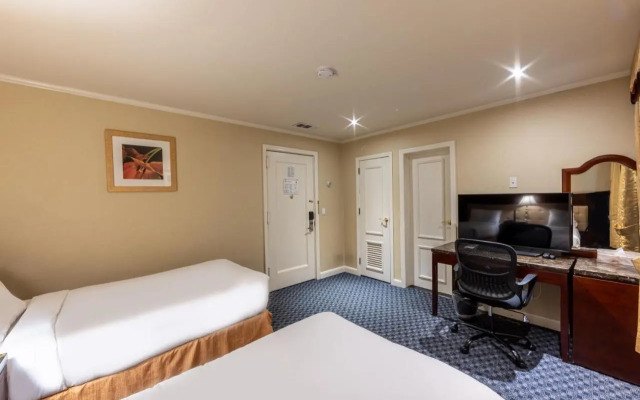 Hotel Stanford