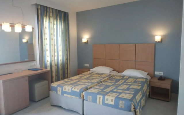 Flisvos Hotel Tolo