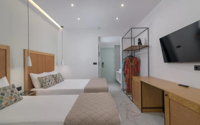 Отель Nirvana Beach 