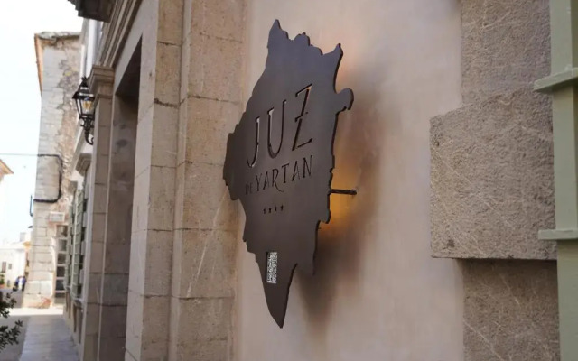 Juz de Yartan Arthotel