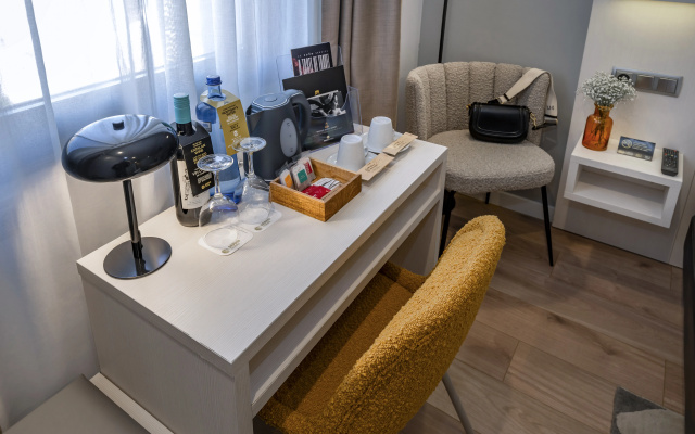 Serhs Carlit Boutique Hotel