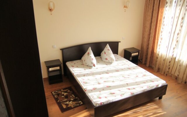 Liliya Guest House