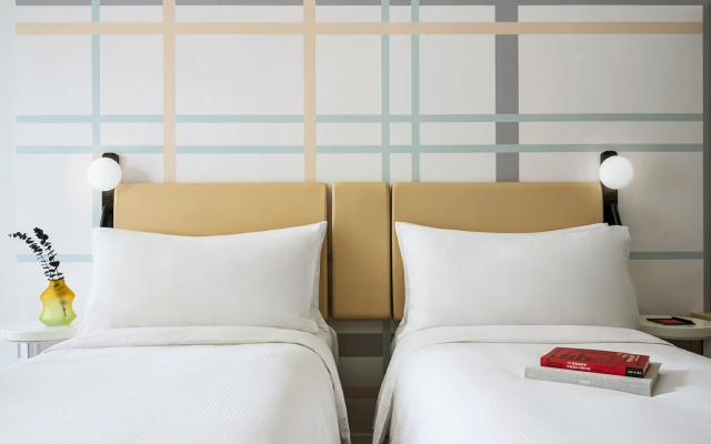 Ying'nFlo Hotel, Wesley Admiralty, Hong Kong