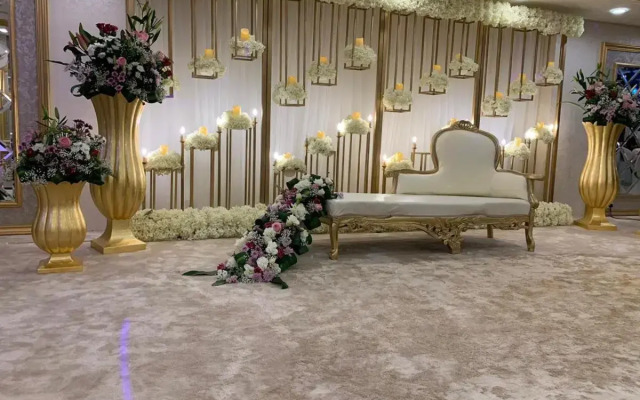 Violet Al Azizia Hotel