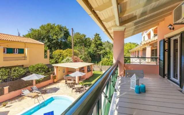 Bella De Lux Apts