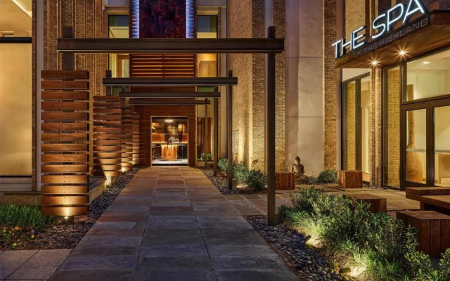 The Highland Dallas, Curio Collection by Hilton