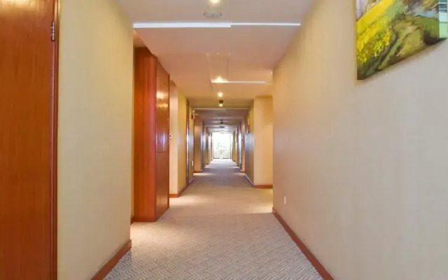 C.straits Beautiful Scene Hotel