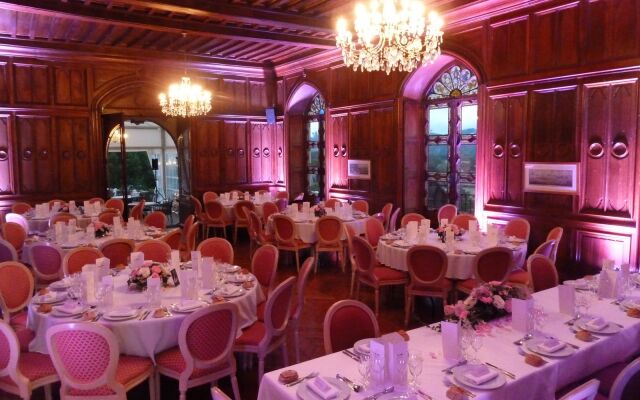 Château de Maulmont