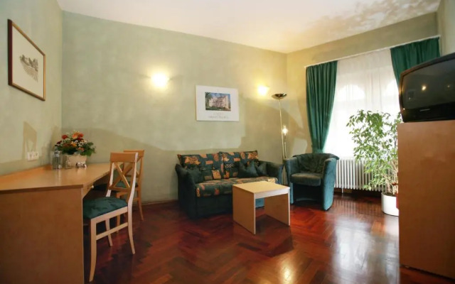 Hotel Hoepfner Burghof