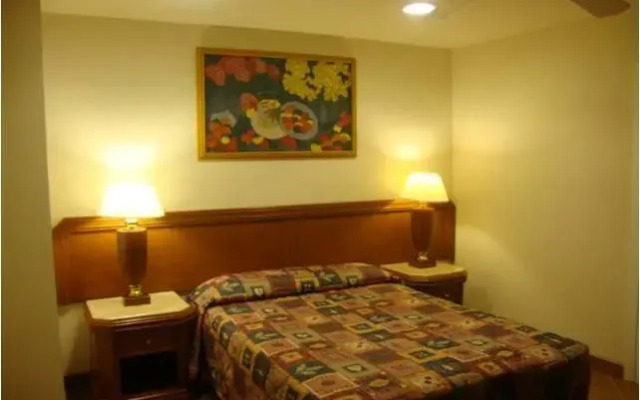 Hotel Fiesta De Cortez