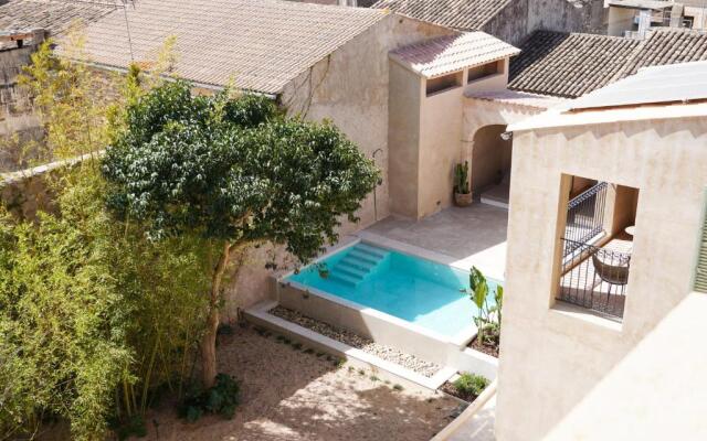 Juz de Yartan Arthotel