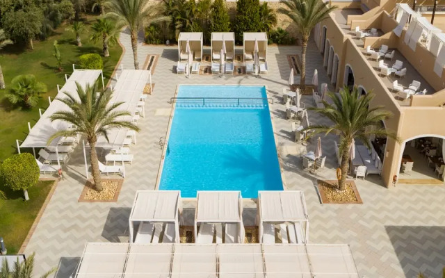 JAZ Neo Almazino Hotel, Almaza Bay