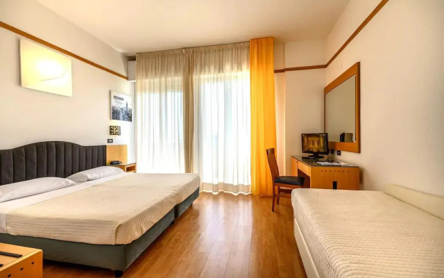 Hotel St. Gregory Park
