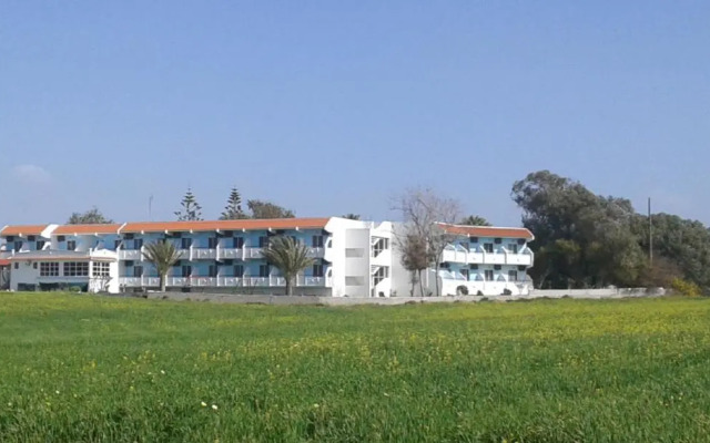 Отель Nirvana Beach 