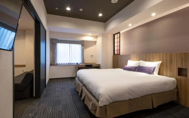 Hundred Stay Tokyo Shinjuku	Hotel