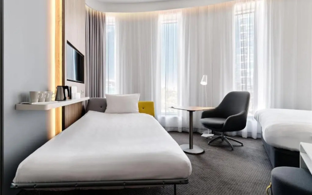 Holiday Inn Express Warsaw - The HUB by IHG