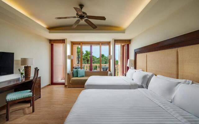 Centara Grand Beach Resort Phuket Hotel