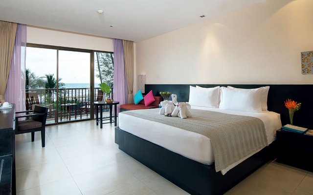 Apsara Beachfront Resort Hotel and Villa 