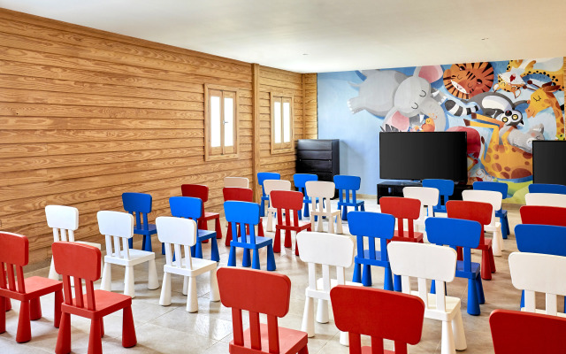 JAZ Elite Maraya Hotel