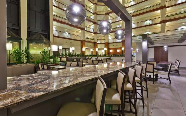 Embassy Suites by Hilton Auburn Hills