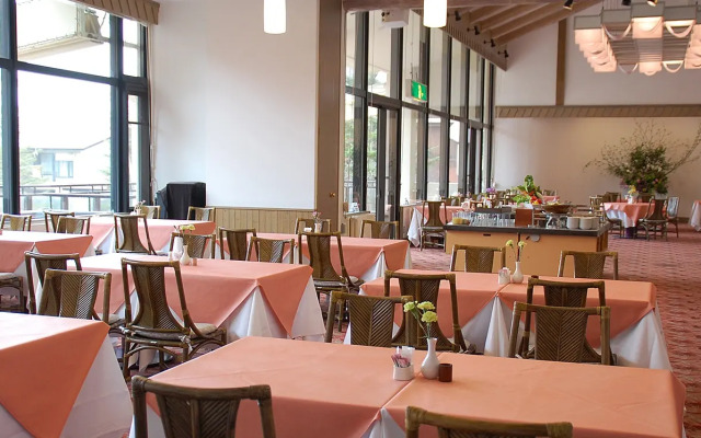 Yatsugatake Lodge Atelier Hotel