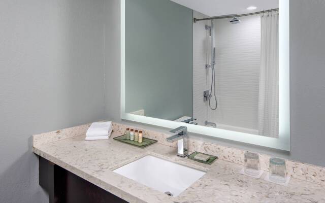 Renaissance Indianapolis North Hotel