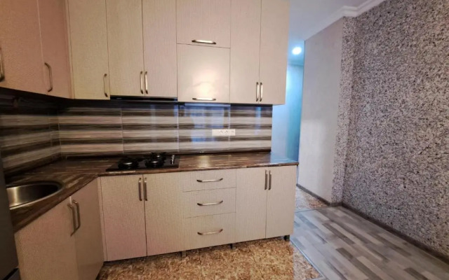 Karvi Hostel & Suites