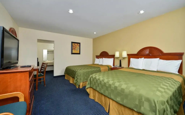 Classic Inn & Suites