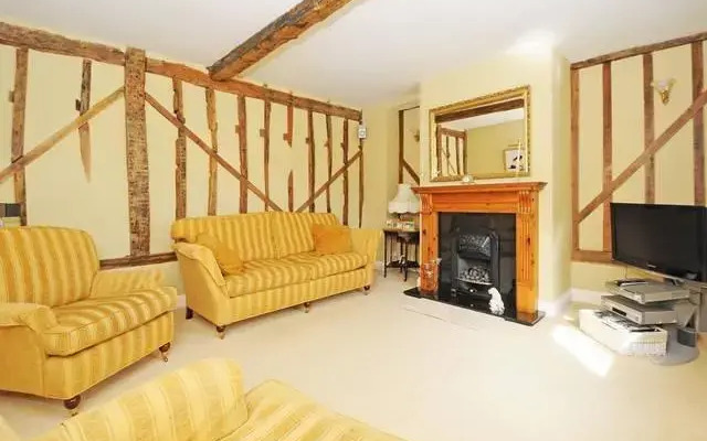 Laurel Farmhouse