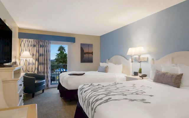 Ocean Sands Beach Boutique Inn - 1 Acre Private Beach