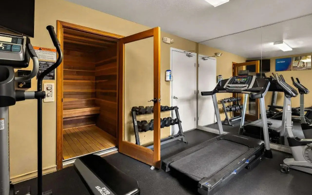 Comfort Inn & Suites Sequoia/Kings Canyon