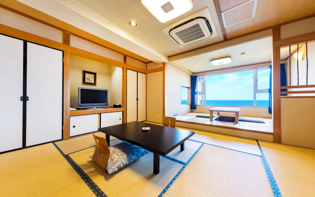 Japanese-Style with Ceramic Bath room 사진 1