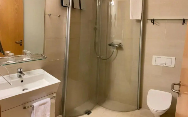 Laki Hotel