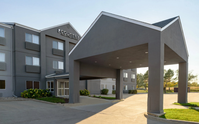 Country Inn & Suites by Radisson, Brookings, SD