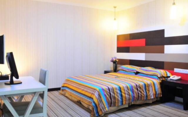Gorgeous Fad Hotel