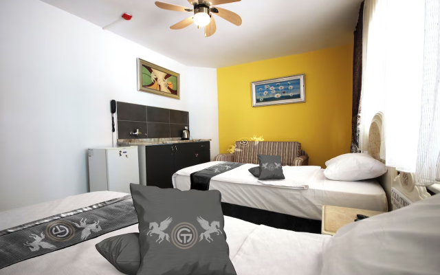 Gold Twins Boutique Hotel